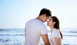 娱乐爆料 姐弟恋,甜蜜互动引热议